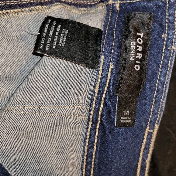 Torrid Jean pencil skirt size 14 - Picture 4 of 4